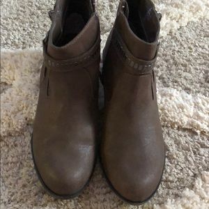 Women’s brown booties